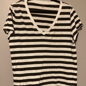GAP XL black and white striped short sleeve shirt.